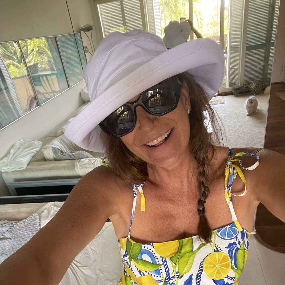 Meet your Posher, Cindy